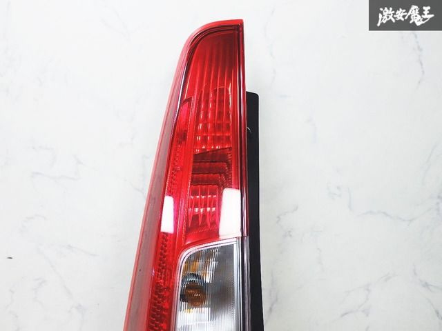 ☆割れ無し/装着OK☆ 日産 純正 B21W デイズ 後期 テールライト 