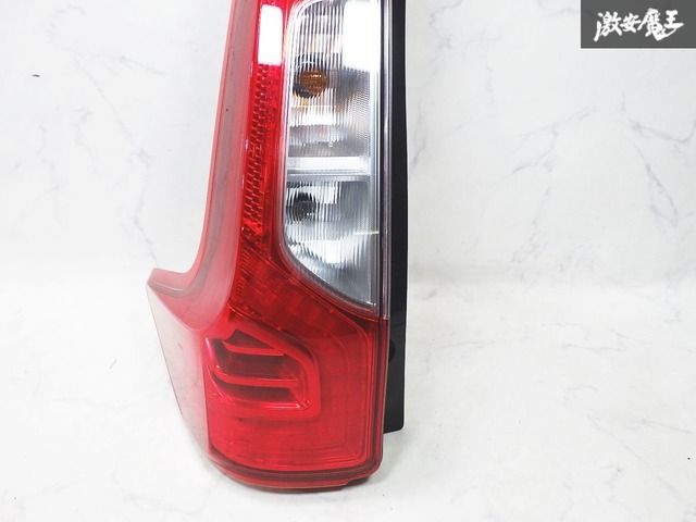 ☆割れ無し/装着OK☆ 日産 純正 B21W デイズ 後期 テールライト 