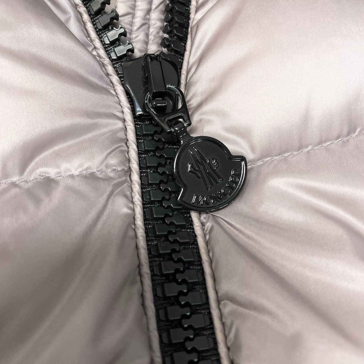 78d2 MONCLER モンクレール AKYLINA DOUDOUNE LEGERE ダウンジャケット 
