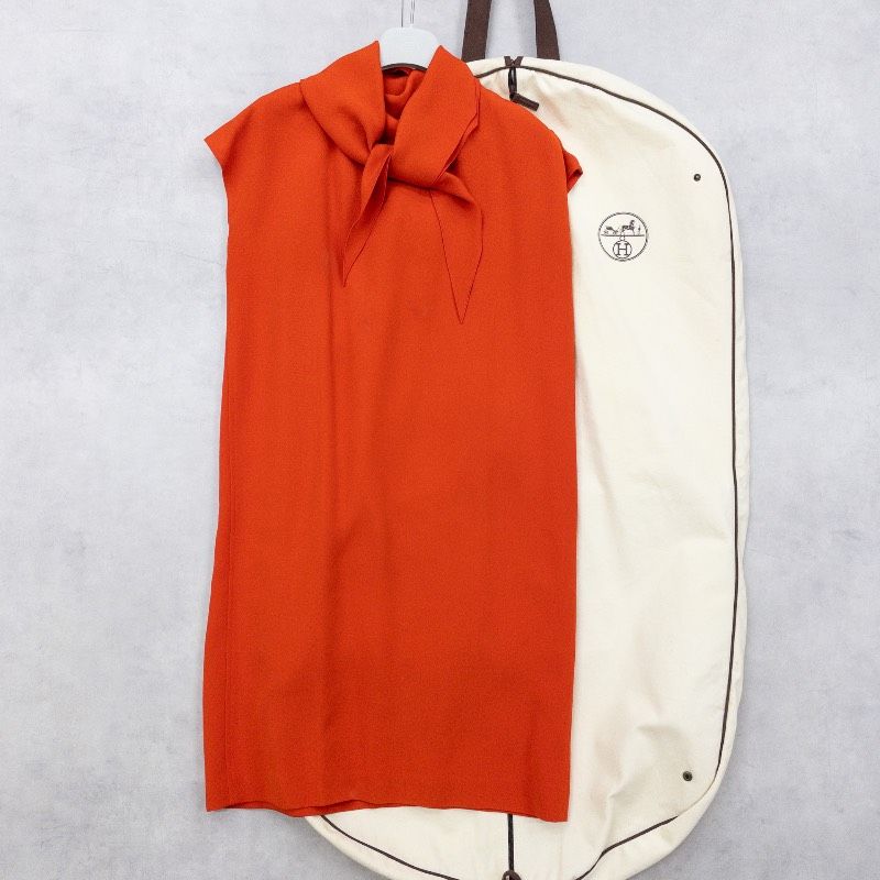 HERMES エルメス ワンピース ノースリーブ ロング スカーフ HERMES エルメス ワンピース ノースリーブ ロング スカーフ