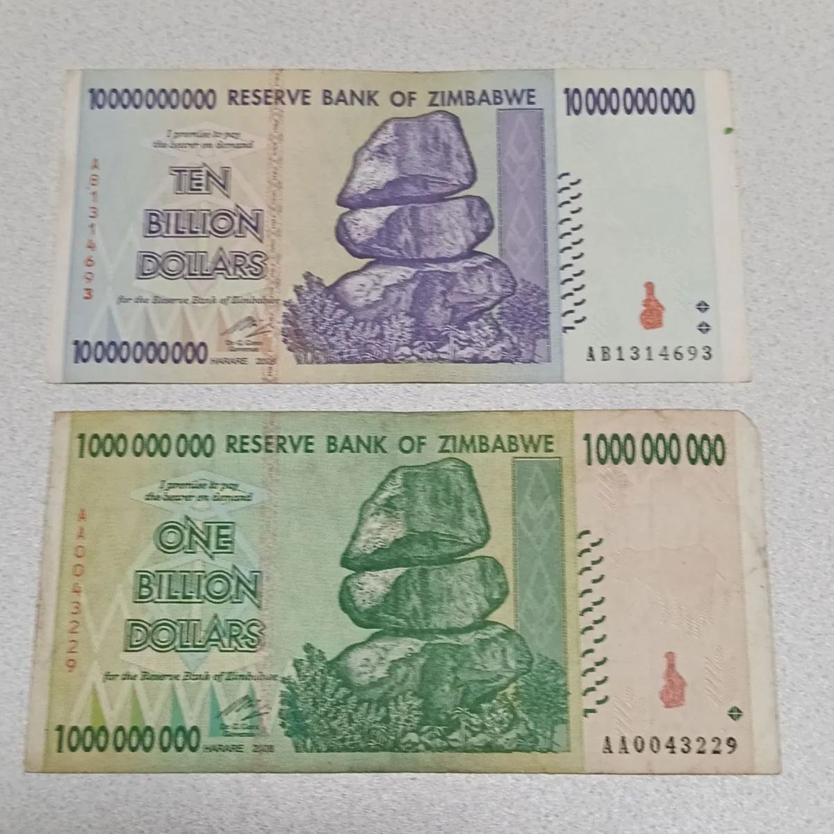 ジンバブエドル 本物 100億ドル&10億ドル紙幣セット - メルカリ
