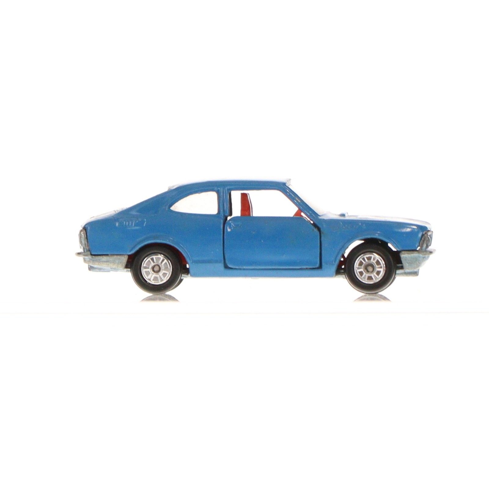 トミカ No.11 1/59 トヨタ スプリンター 1200 SL(ブルー/黒箱/日本製