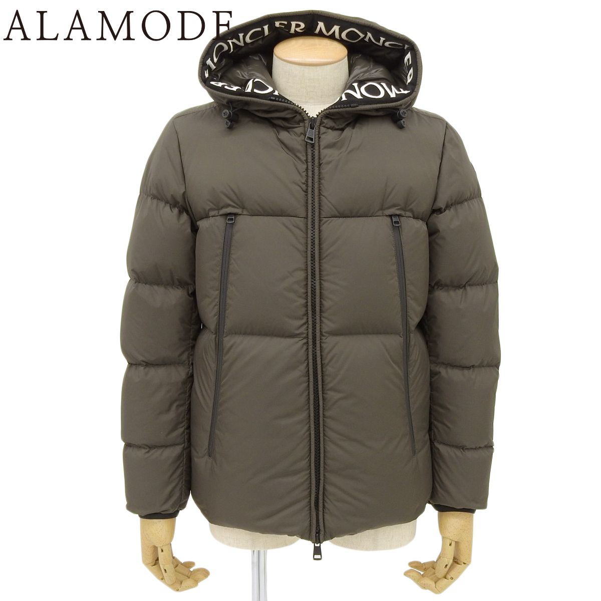 MONCLER(モンクレール) Montcla ショートダウンジャケット ダウン/ファージャケット 2020年 アパレル ファッション 衣類 MONTCLA GIUBBOTTO 1 ナイロン カーキ F20911B56900 C0300 メンズ 40802171919【中古】【アラモード】 MONCLER(モンクレール) Montcla ショートダウンジャケット ダウン