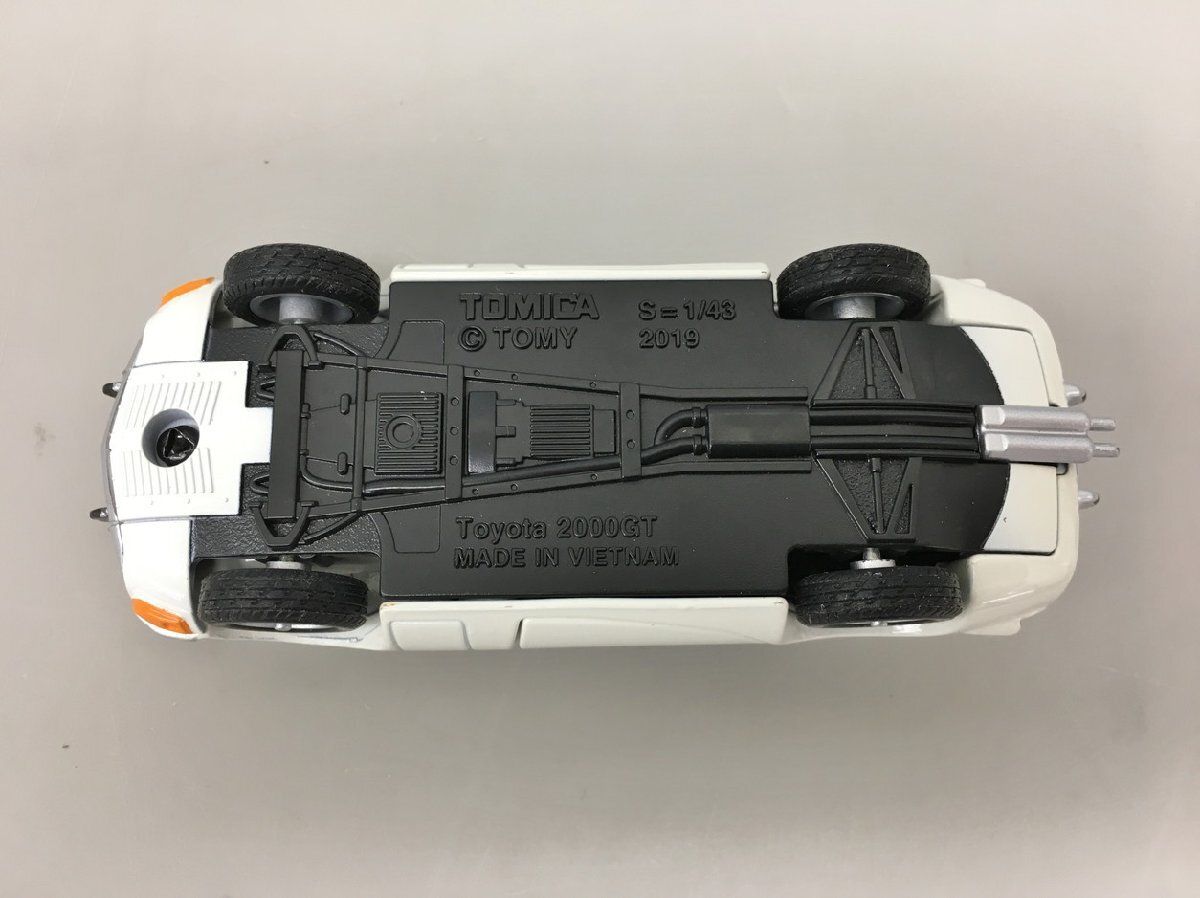 ミニカー トヨタ 2000GT 1/43スケール 白 ホワイト タカラトミー 美品 