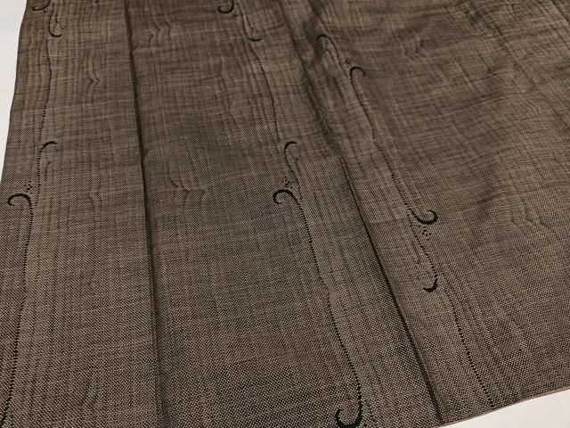 平和屋着物●本場大島紬　カタス7マルキ　唐草間道　正絹　逸品　AABG9548ph 平和屋着物○本場大島紬 カタス7マルキ 唐草間道 正絹 逸品 AABG9548ph