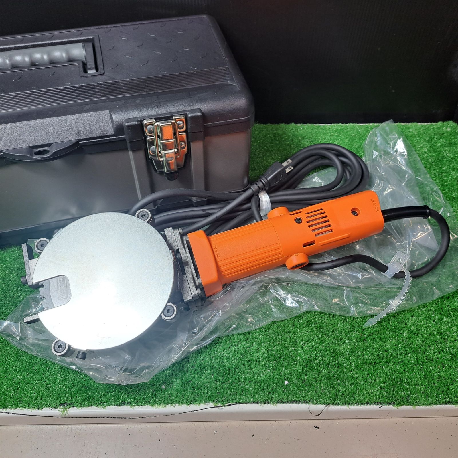 ◇IKK DIAMOND(旧:石原) 鉄筋ツライチカッター DFC-25C 標準付属品・正チップソー5枚付 100V【岩槻店】 ◇IKK DIAMOND(旧:石原) 鉄筋ツライチカッター DFC-25C 標準付属品・正