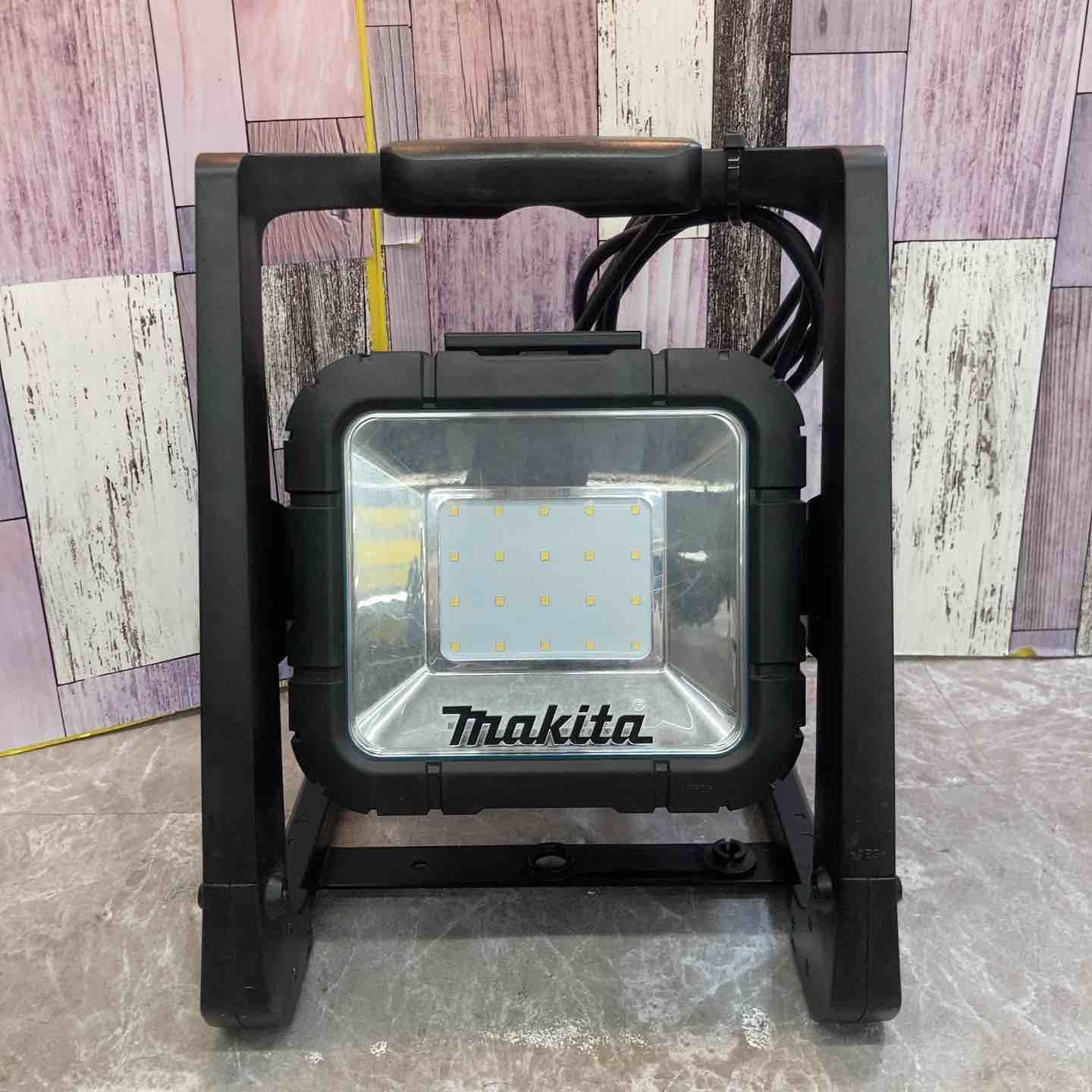 ☆マキタ(makita) コードレスLEDスタンドライト ML805【八潮店】