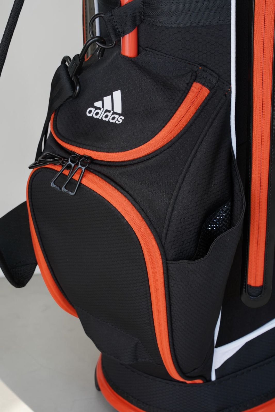 adidas キャディバッグ 軽量 9型 6分割 2.8kg ダイナミック スリーバー