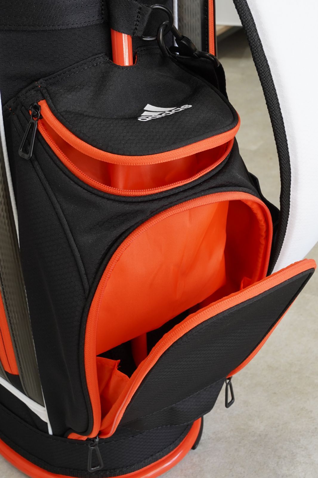 【希少色】アディダス キャディバッグ 9型 7分割 オレンジ ブラック adidas キャディバッグ 軽量 9型 6分割 2.8kg ダイナミック スリーバー