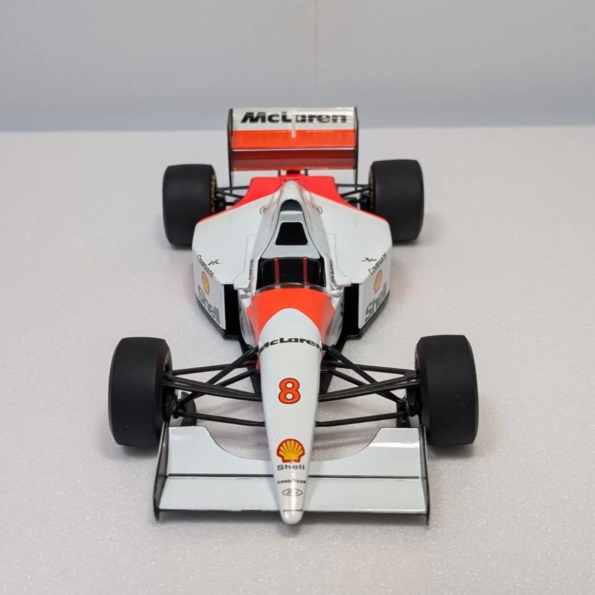 ミニチャンプス 1/18 マクラーレン MP4/8 アイルトン セナ 初期製品 1/18 ミニチャンプス マクラーレンMP4/8 アイルトン・セナ