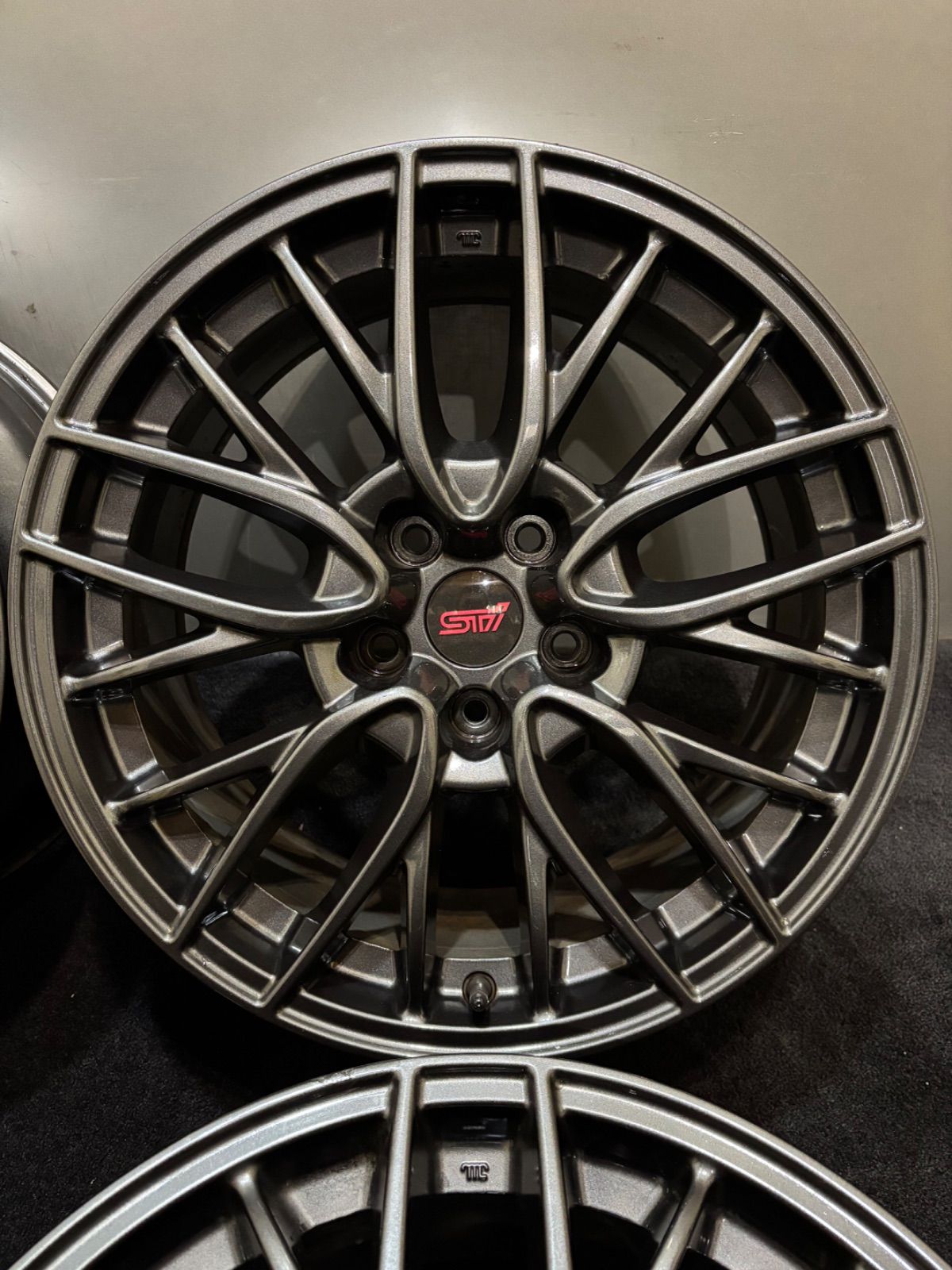 ☆美品 スバル VAB WRX STI 純正 ENKEI製 18インチ 8.5J +55 114.3 5H 