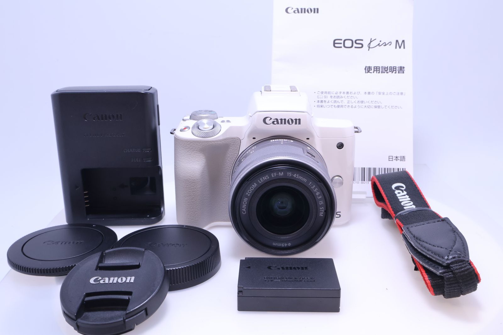 2,000回以下 極美品】Canon EOS Kiss M レンズキット (EF-M15-45 IS 