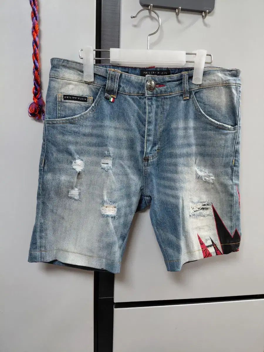HOT，得価】 PHILIPP PLEIN(フィリッププレイン) ダメージ ウォッシュ 