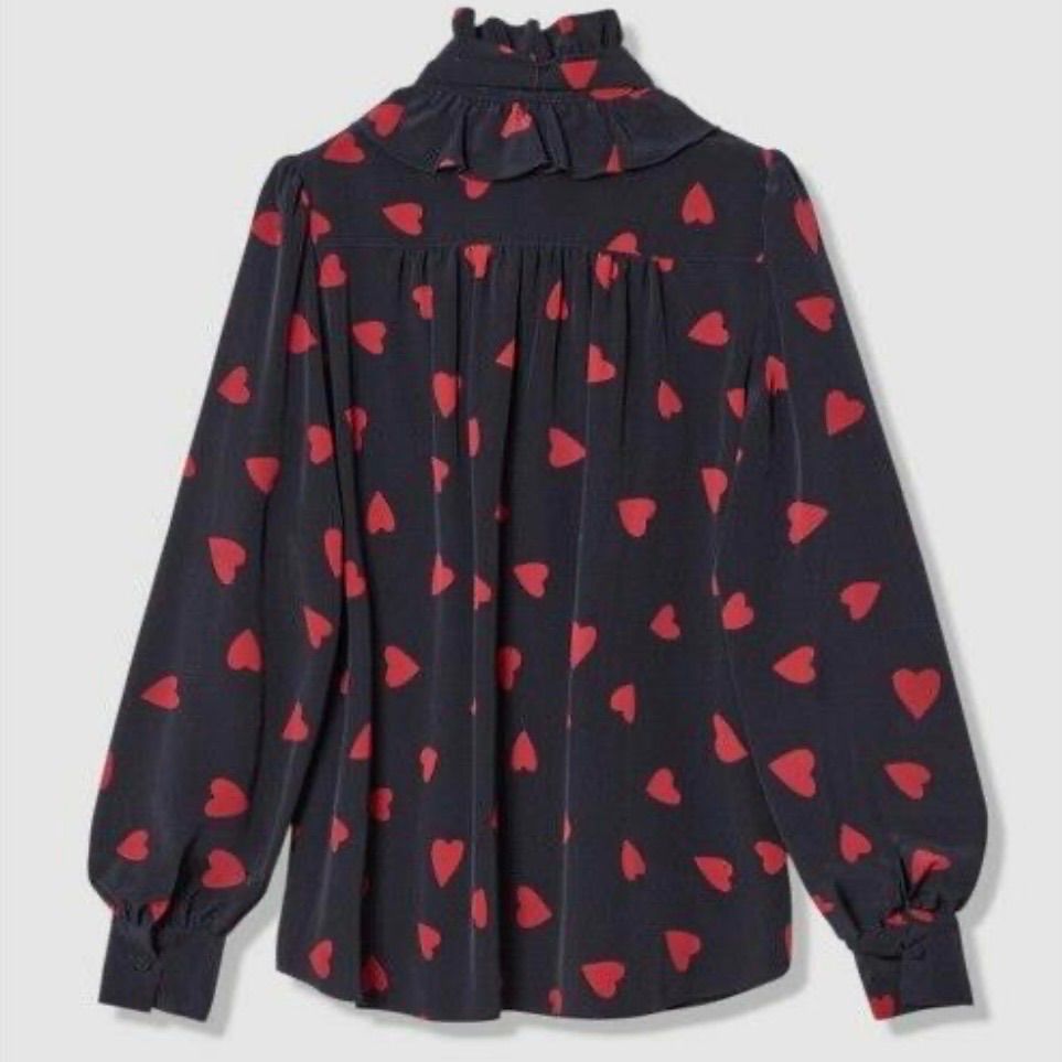 新品【LOULOU WILLOUGHBY】デシンハートプリントボウタイブラウス LOULOU WILLOUGHBY デシンハートプリントボウタイブラウス