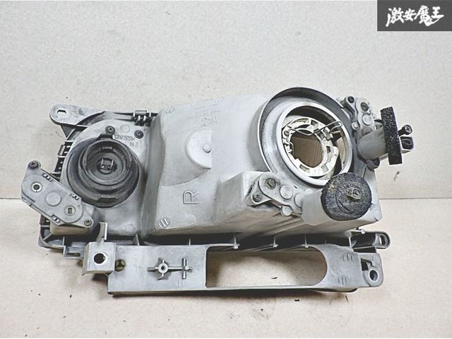 TOYOTA トヨタ 純正 RZH101 UZH138 100 ハイエース ハロゲン ヘッド