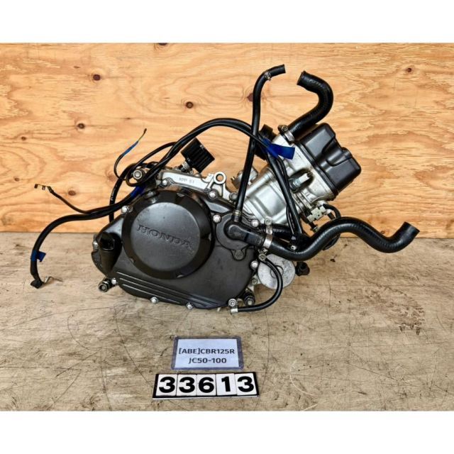 [ABE 33613]ホンダ HONDA CBR125R JC50-100 エンジン本体 JC39E