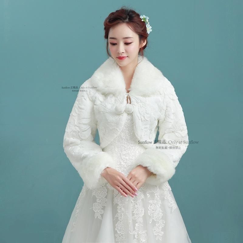 再入荷 ショール ウェディングショール 白 ウェディング ファー 長袖 ホワイト 結婚式 花嫁 二次会 パーティー ウェディングフェミニン ガーリー 前撮り 冬 お呼ばれ