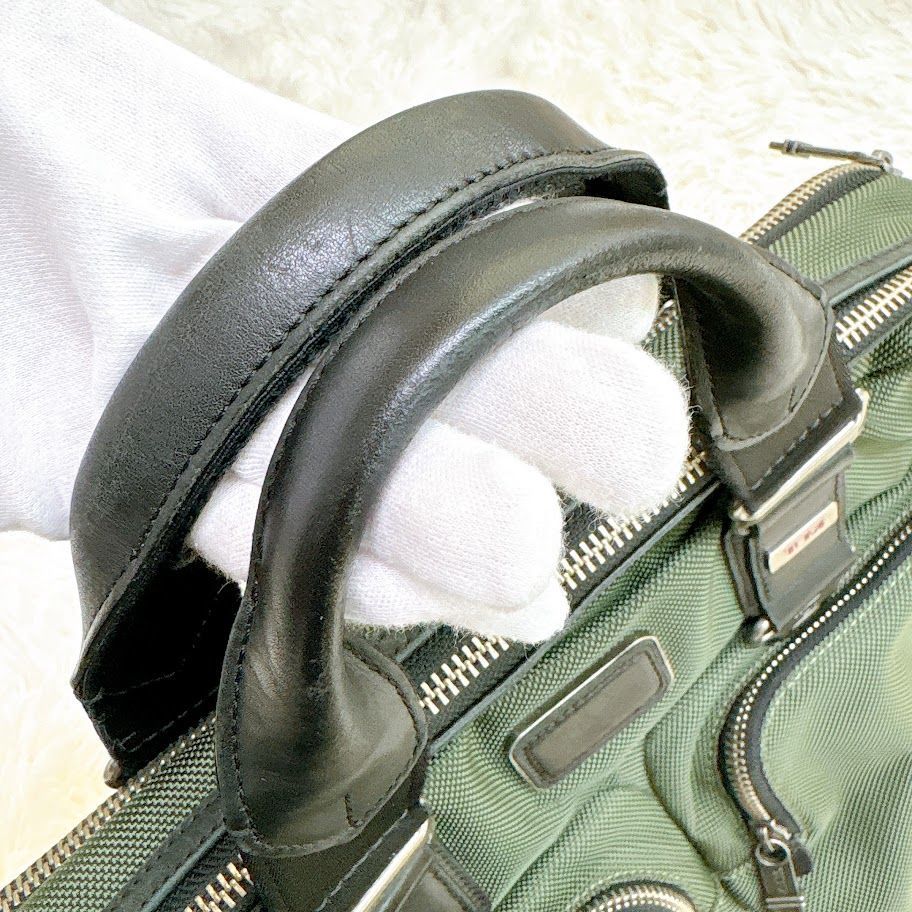TUMI Alpha Bravo 2WAY ビジネスバッグ カーキ 極美品】TUMI トゥミ ALPHA BRAVO Everett Essential Tote アルファ