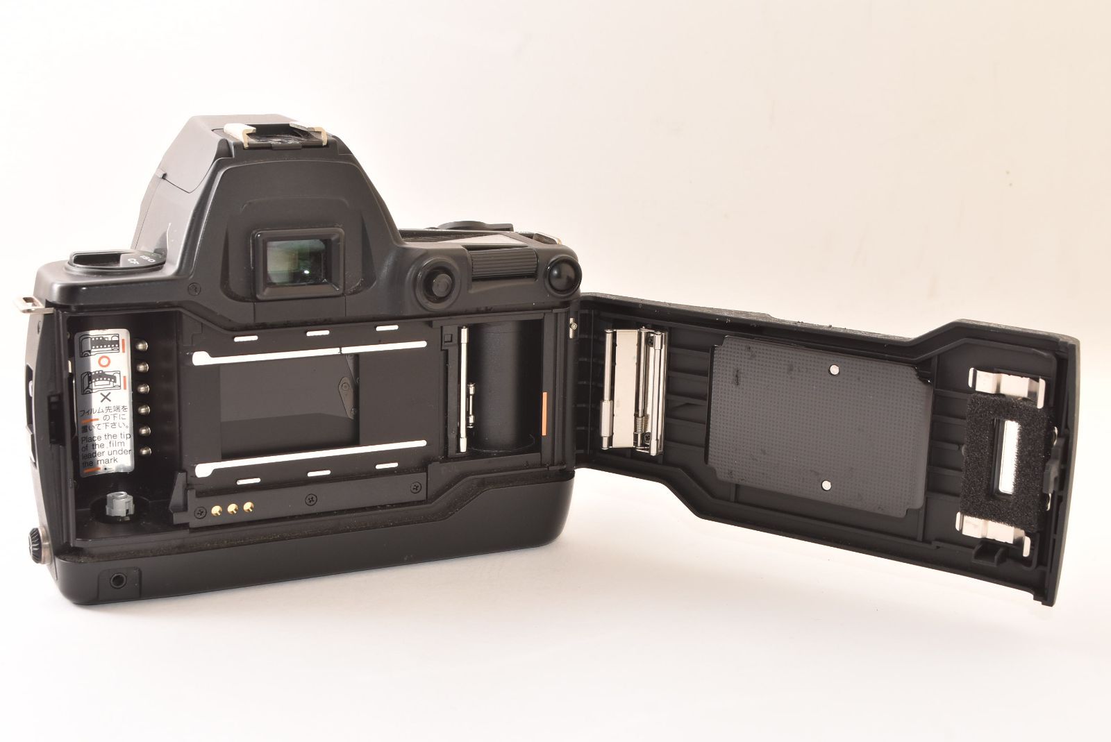 ☆訳あり品☆ CONTAX コンタックス NX ボディ AF フィルム一眼レフ