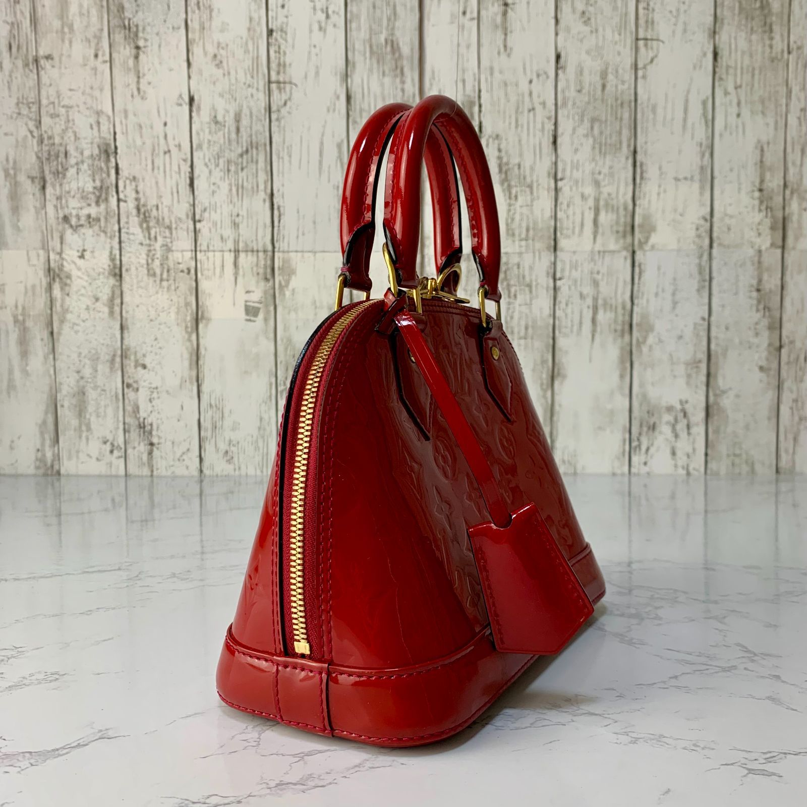 LOUIS VUITTON アルマBB モノグラム・ヴェルニ 2WAY ショルダーバッグ