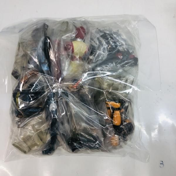 【中古】未開封･経年劣化)HGシリーズ 仮面ライダーカブト インセクトウォーズ編 ZECTの刺客編 カプセルキャストオフライダーズ[22][240022206502] 中古】未開封・経年劣化)HGシリーズ 仮面ライダーカブト インセクト