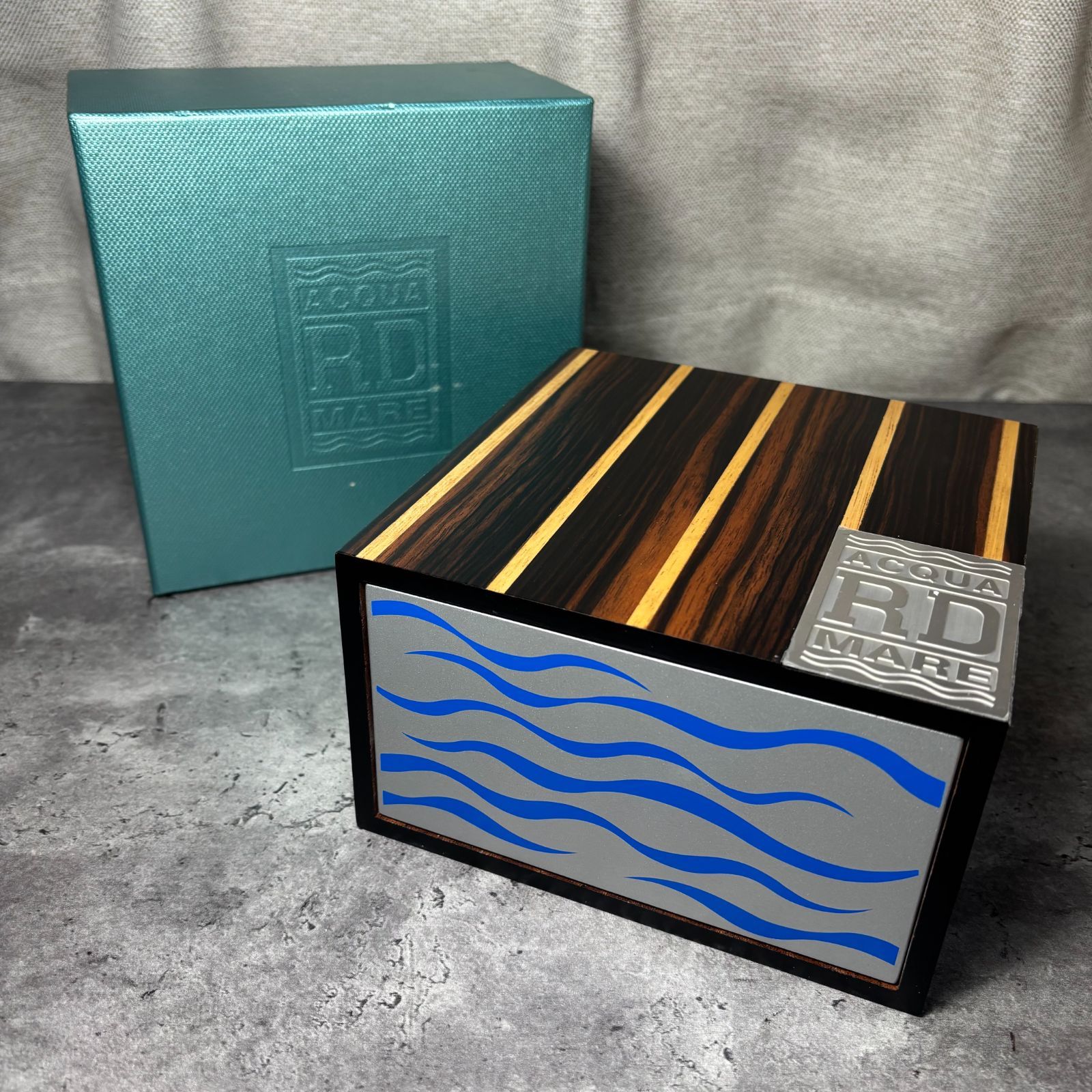 ロジェデュブイ　ROGER DUBUIS　アクアディマーレ　ACQUA DI MARE　時計　ケース　空箱　BOX　外箱付　腕時計用