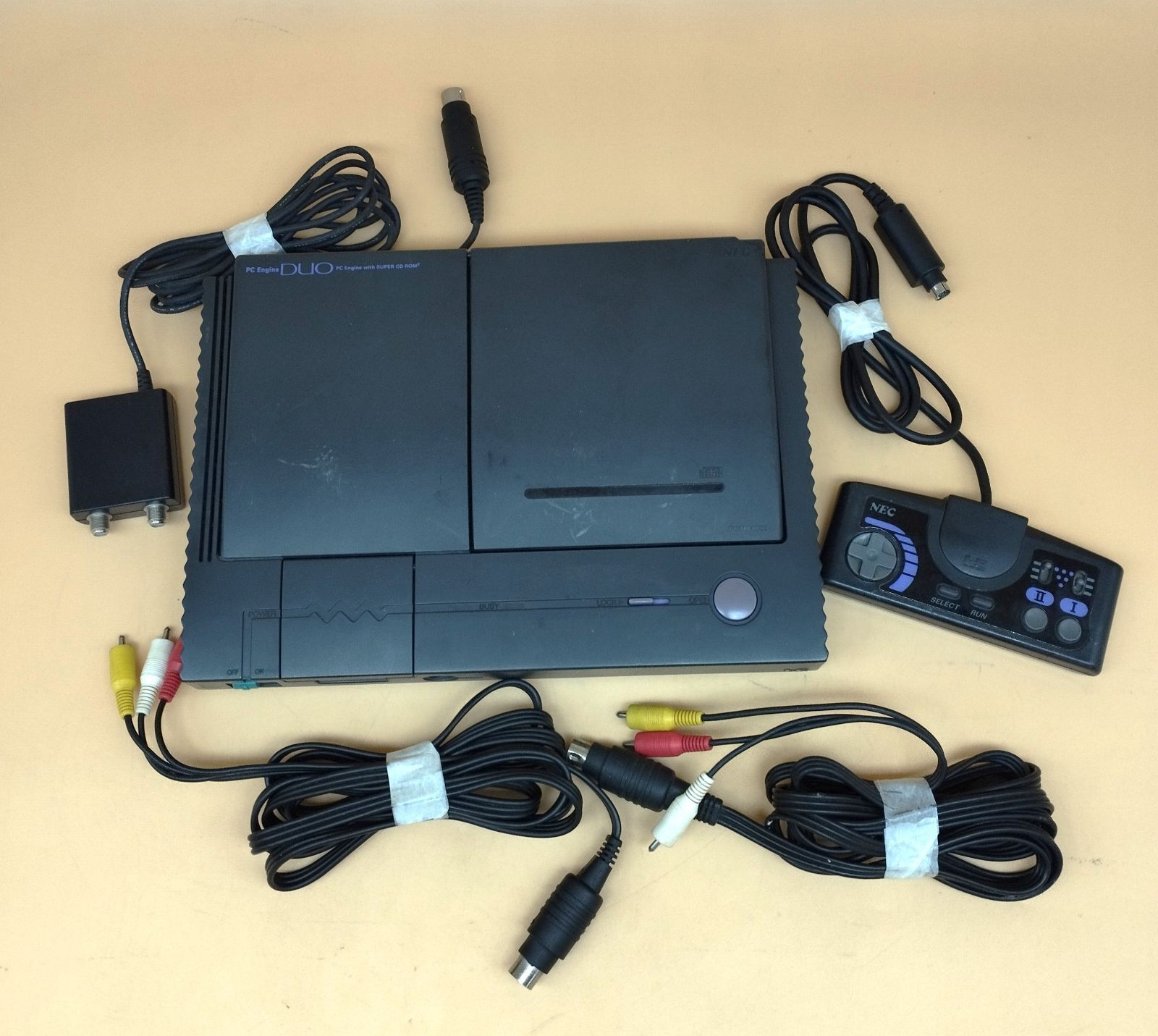 D33005】 PCエンジンDUO 本体 PI-TG8 ※ジャンク、破損あり D33005】 PCエンジンDUO 本体 PI-TG8 ※ジャンク、破損あり