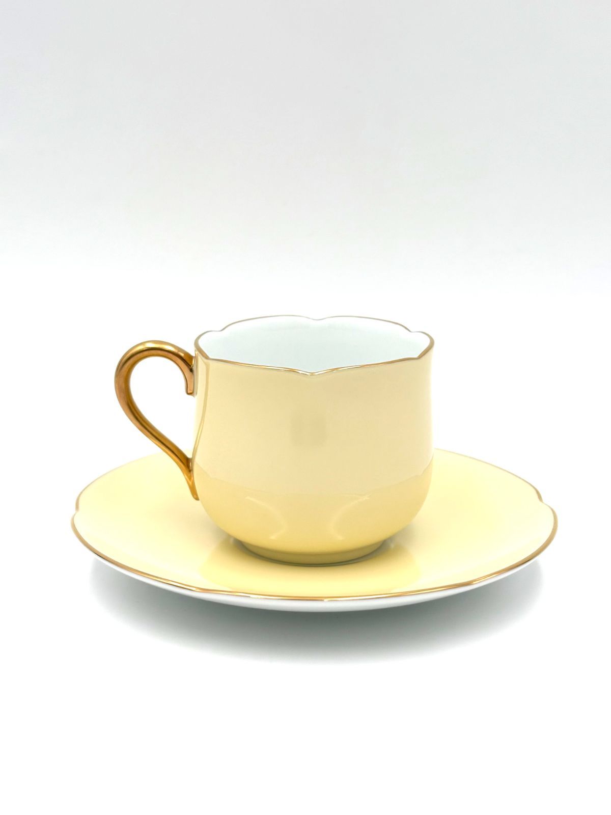 大倉陶園 OkuraArtChina 色蒔き クリーム デミタス カップ 大倉陶園 OkuraArtChina 色蒔き クリーム デミタス カップ