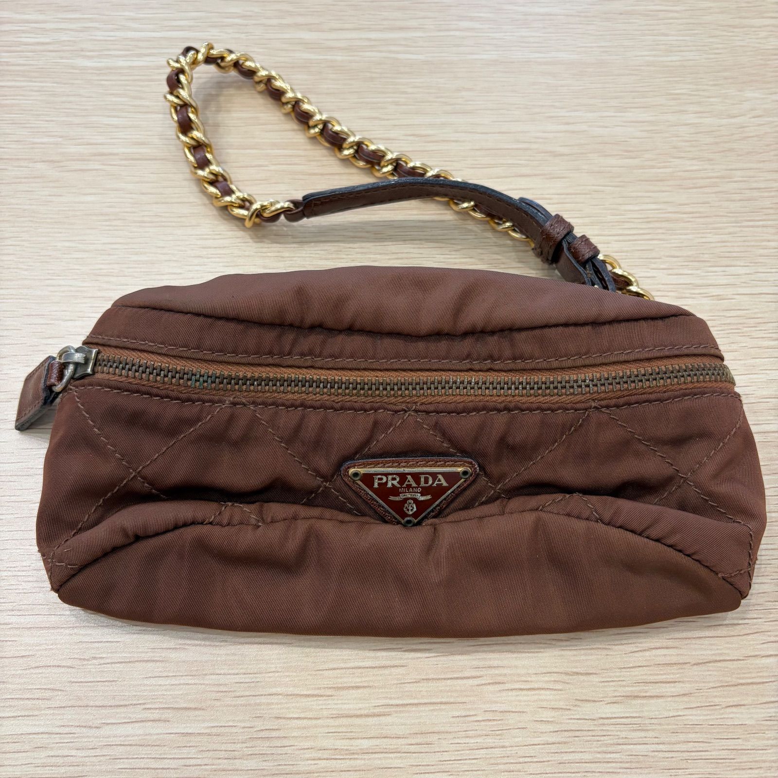 美品】PRADA プラダ ショルダーバッグ 三角ロゴ ミニショルダー - メルカリ