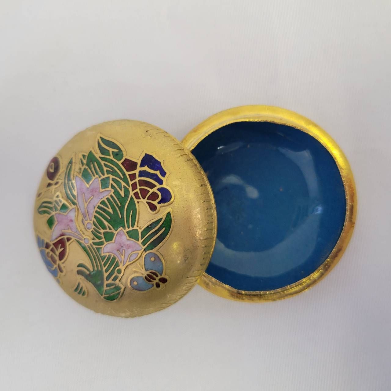七宝焼 小物入れ 香合 花柄 蝶々柄 丸型 円型 雑貨 アンティーク 