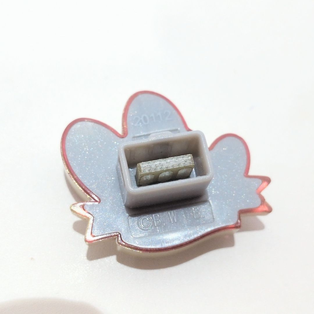 たまごっちピース たまごっちピース　たまデコピアス　ラブメロver ピンク ラブメロ付き｜Yahoo!フリマ たまデコピアス 小物・アクセサリー
