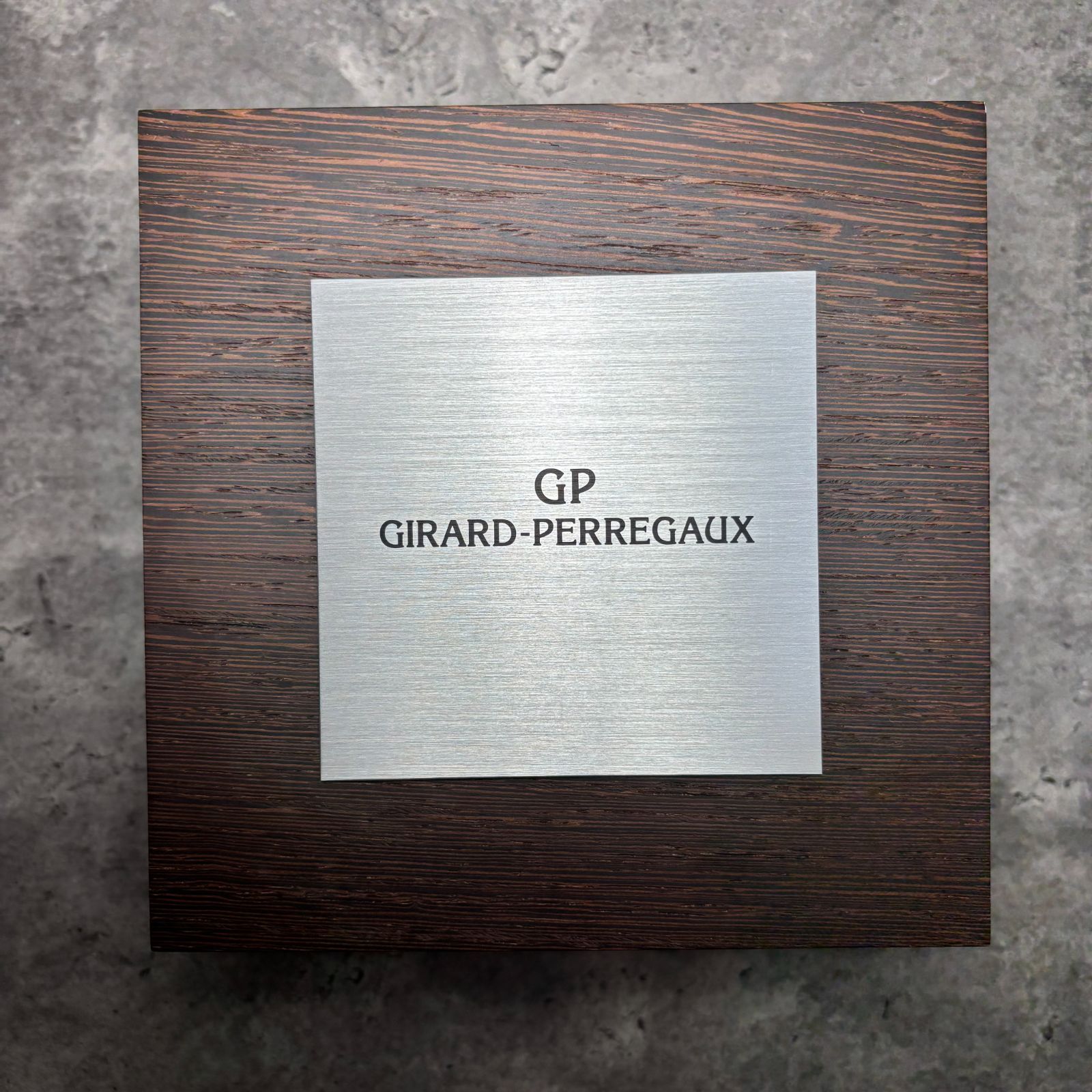 GIRALD-PERREGAUX ジラールペルゴ 時計 ケース 空箱 BOX 外箱付 腕時計 