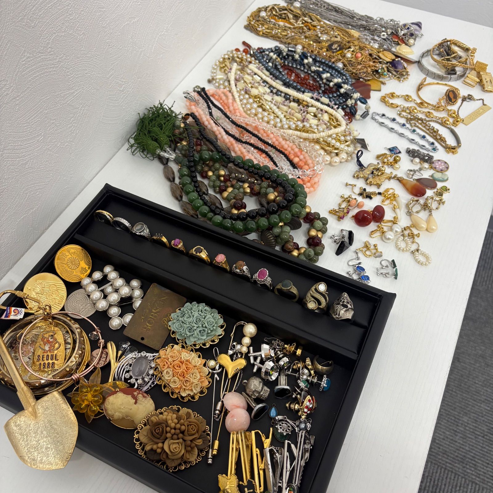 ジュエリー、アクセサリーまとめ売り 2.0キロ超え 遺品整理 生前整理 