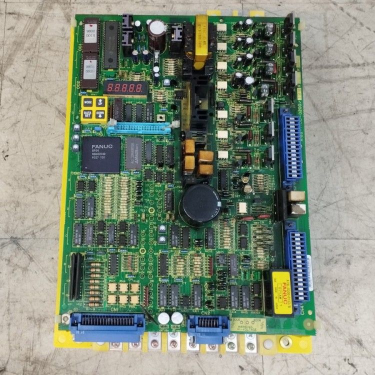 ファナック/FANUC スピンドルサーボユニット A06B-6059-H002 - メルカリ