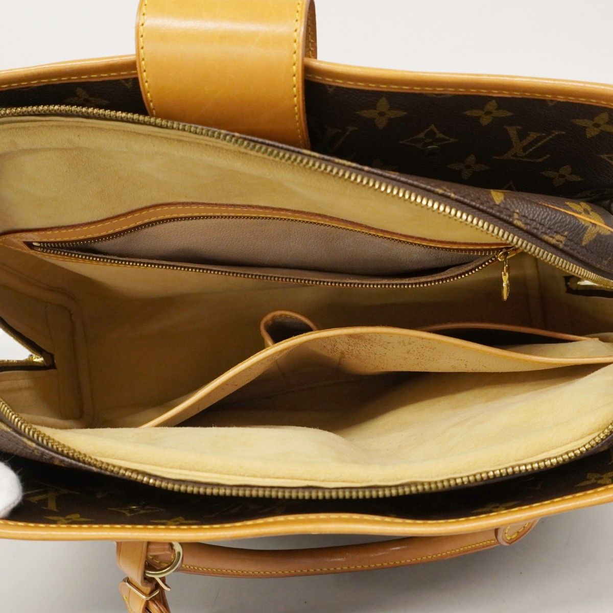 LOUIS VUITTON（ルイ・ヴィトン） パピヨン26 モノグラム ハンドバッグ 