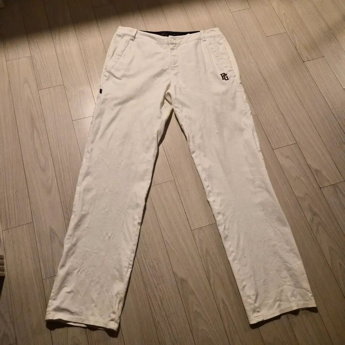 現行モデル　パーリーゲイツ　パンツ　L〜XL相当 コットン素材　白　生地厚　5 現行モデル パーリーゲイツ パンツ L〜XL相当 コットン素材 白 生地厚