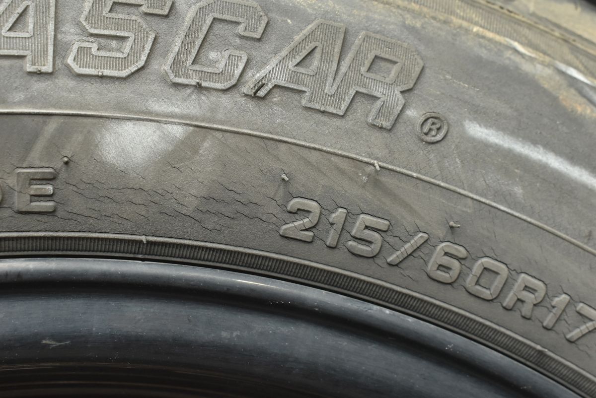 200系 ハイエースに】ロクサーニ バトルシップ 17in 6.5J +35 PCD139.7 