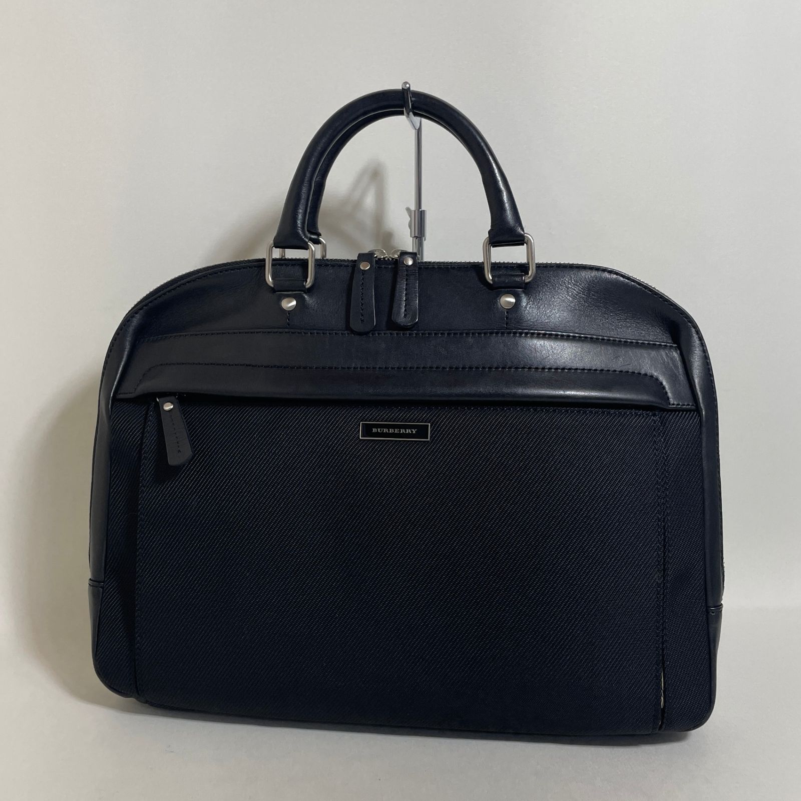 2603-228｜美品｜バーバリー ビジネスバッグ ブラック チェック柄 