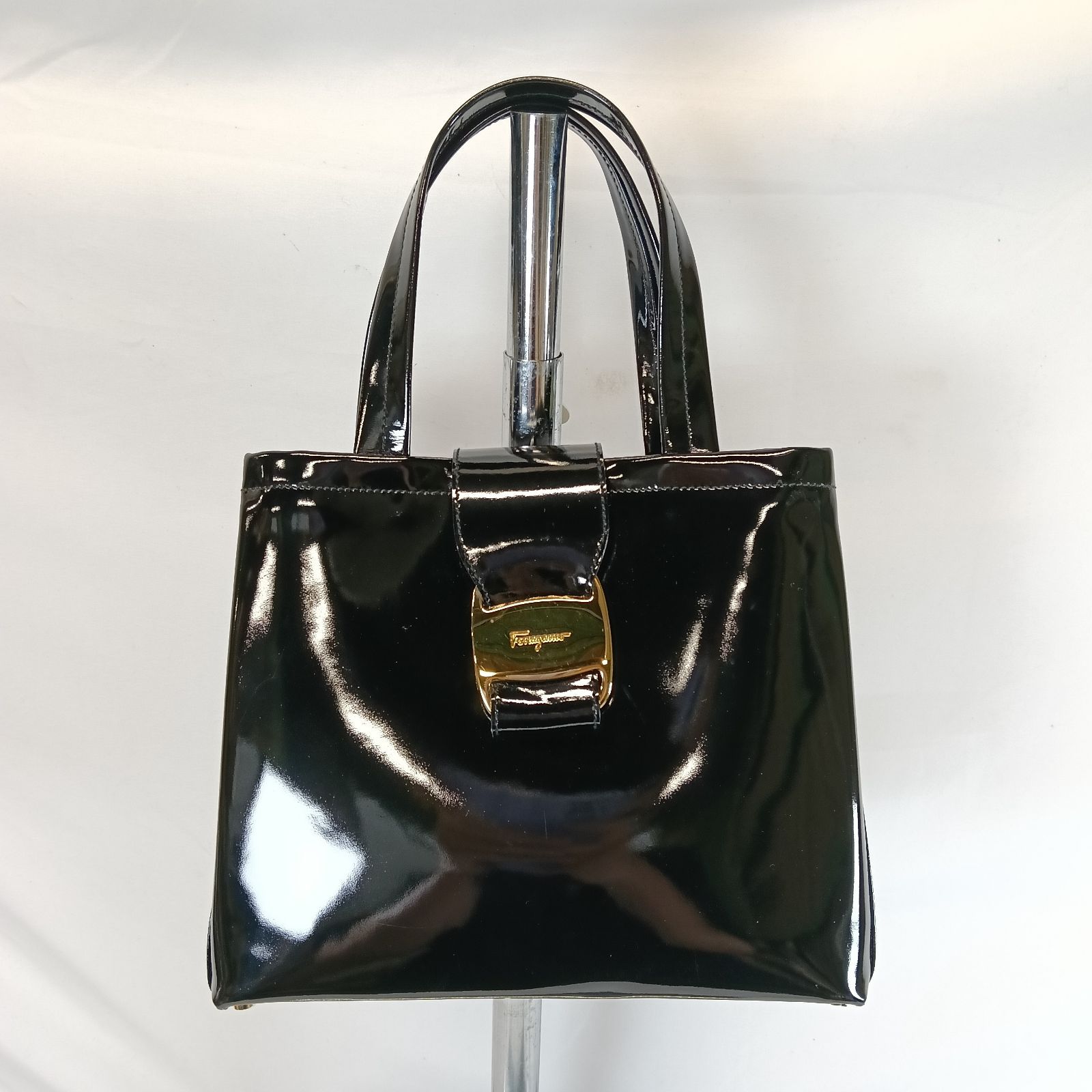 美品 Salvatore Ferragamo サルヴァトーレ フェラガモ ハンドバッグ 