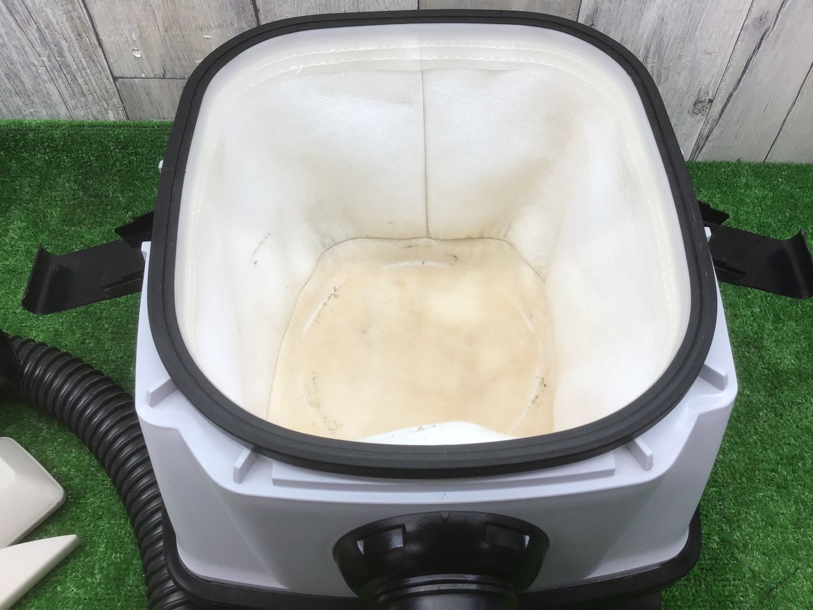 中古動作美品】マキタmakita 集じん機 乾式 484(P)□アクトツール富山 
