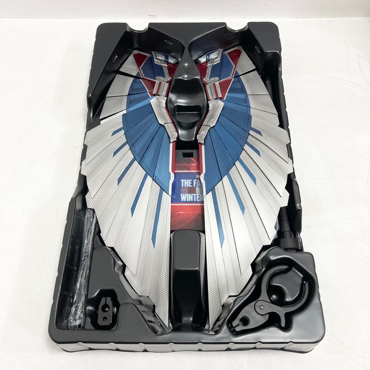 完品♪ HOT TOYS ホットトイズ キャプテンアメリカ ファルコン