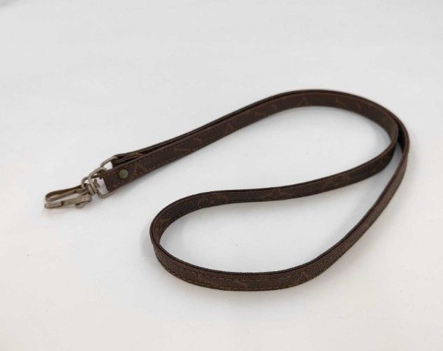 LOUIS VUITTON モノグラム ショルダーストラップ 全長約111cm 幅約12mm 