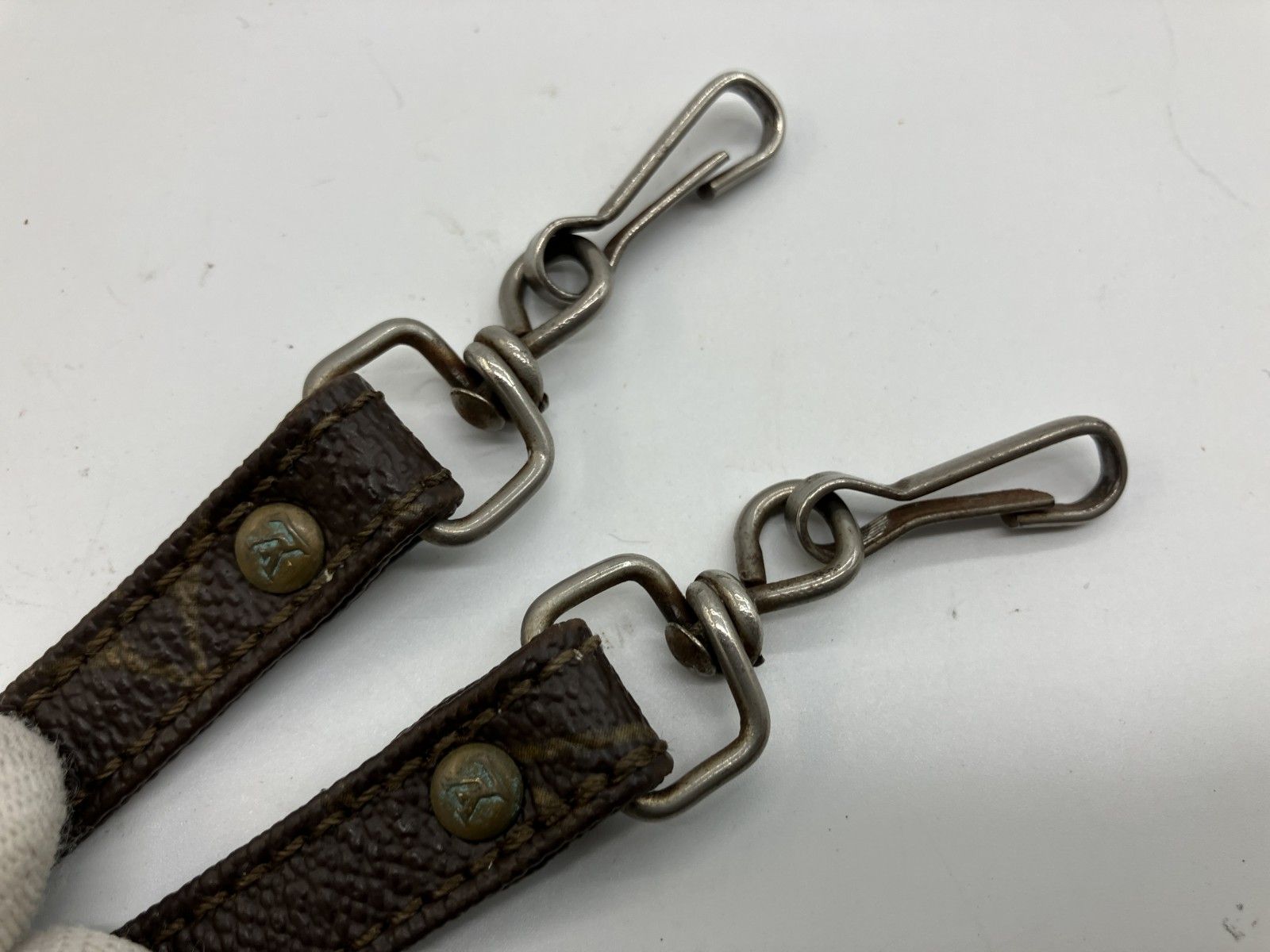 LOUIS VUITTON モノグラム ショルダーストラップ 全長約111cm 幅約12mm 