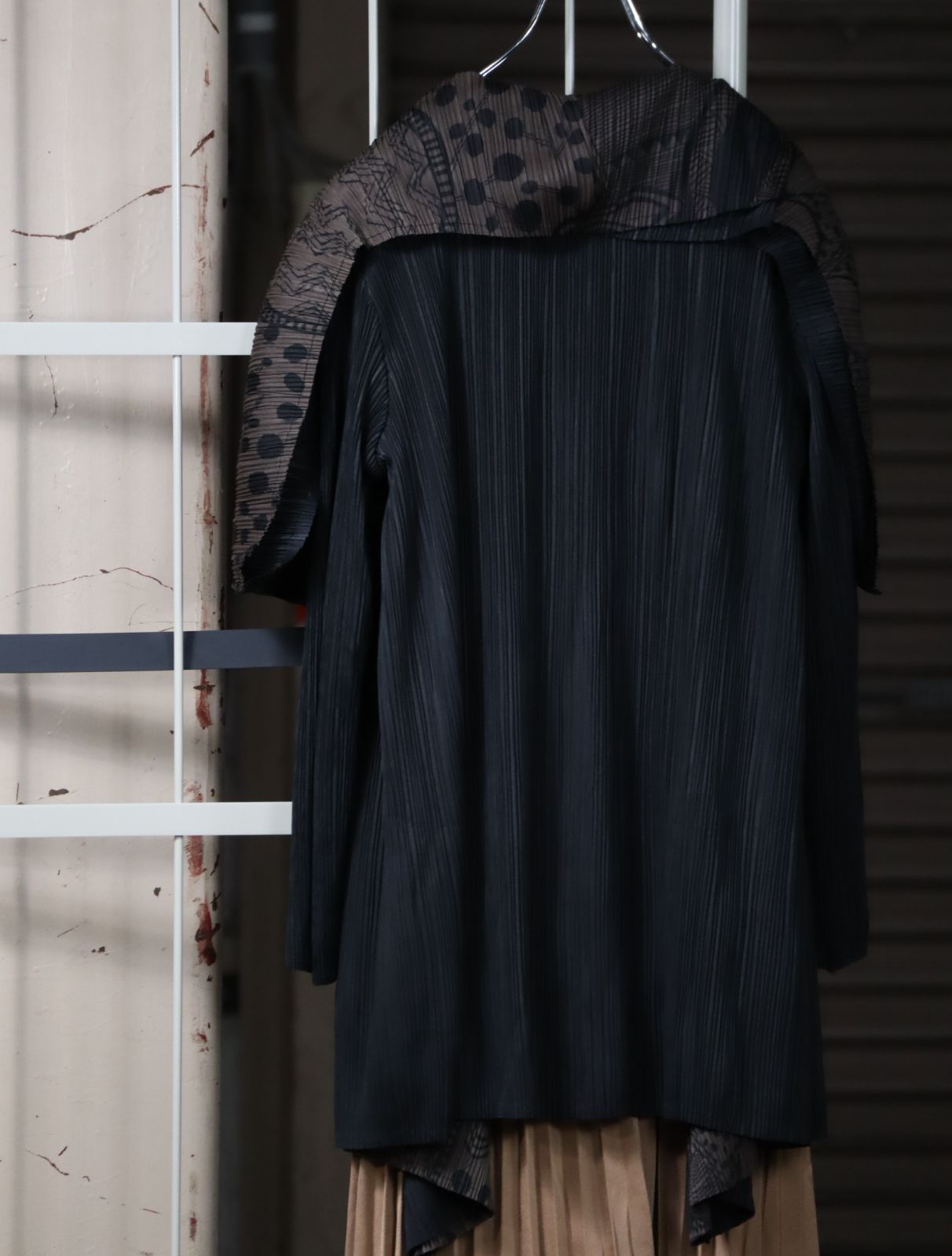 ユニーク デザイン ドレープ プリーツ 変形 カーディガン 黒 80s 90s unique drape pleated cardigan black × atomic ユニーク デザイン
