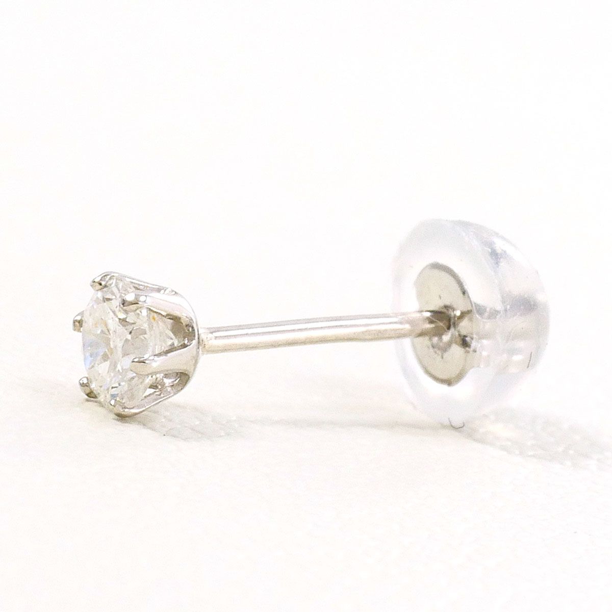 PT900/プラチナ ピアス(片耳) ダイヤモンド 0.10ct 総重量約0.2g 