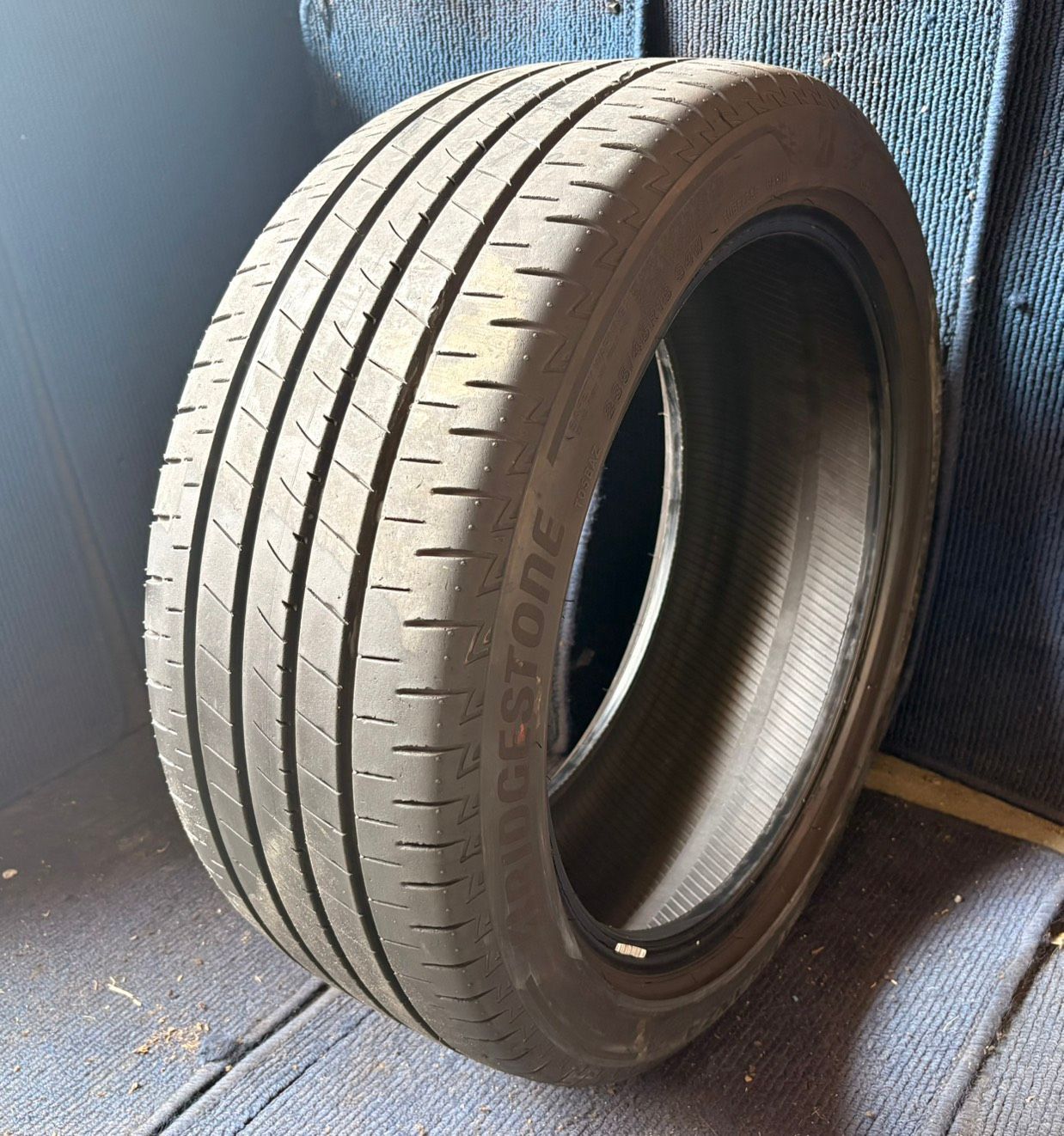 送料無料【2023年製造】【溝8分山】BRIDGESTONE TURANZA T005A 1本 235 