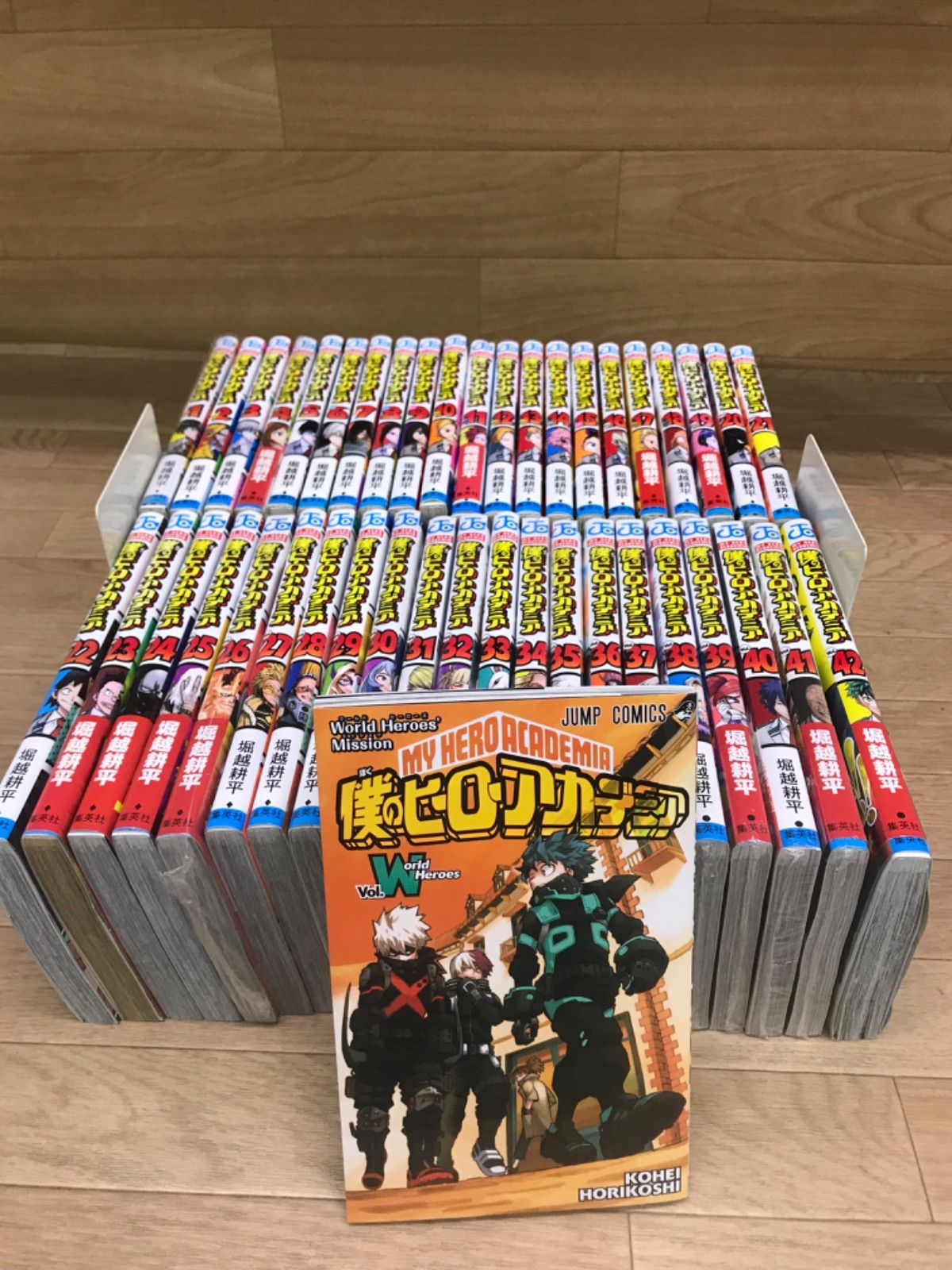 僕のヒーローアカデミア　全巻セット　42巻＋関連本32冊　合計74冊セット 僕のヒーローアカデミア 全巻セット 42巻＋関連本32冊 合計74冊セット