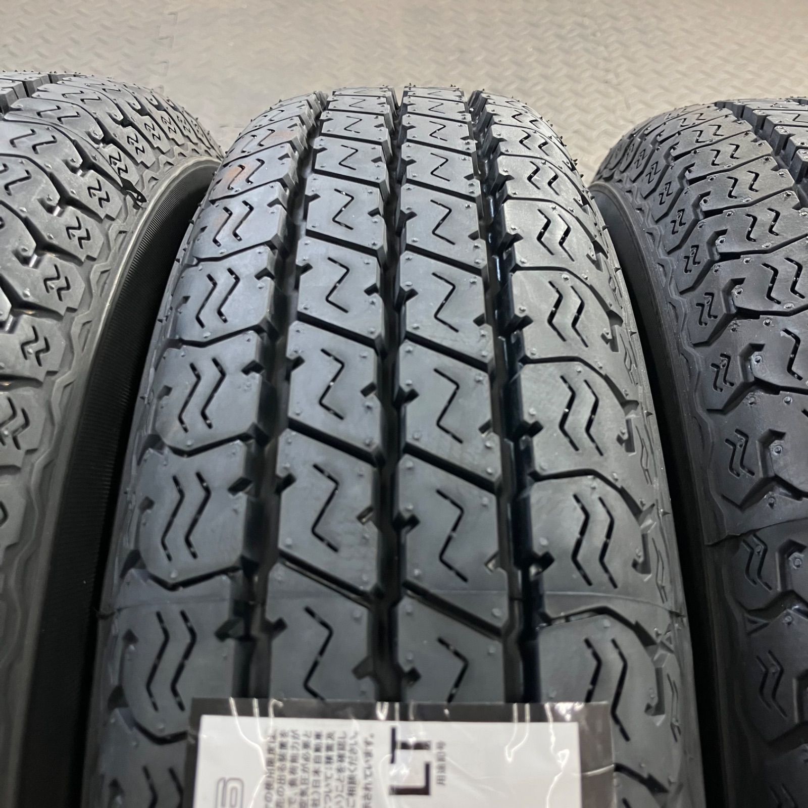 25年製 新品タイヤ 145/80R12 80/78N LT ヨコハマ スーパーバン356(夏 