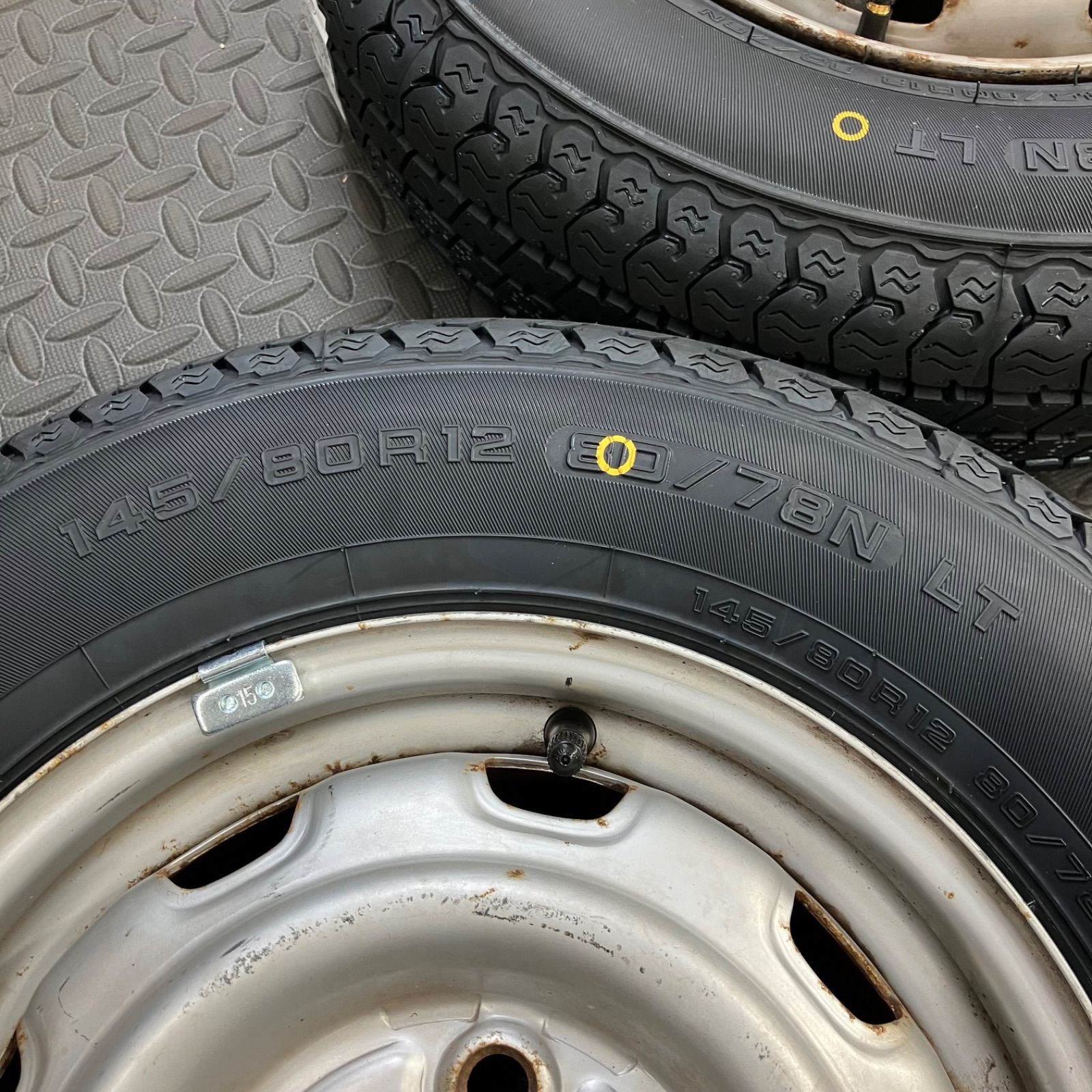 25年製 新品タイヤ 145/80R12 80/78N LT ヨコハマ スーパーバン356(夏 