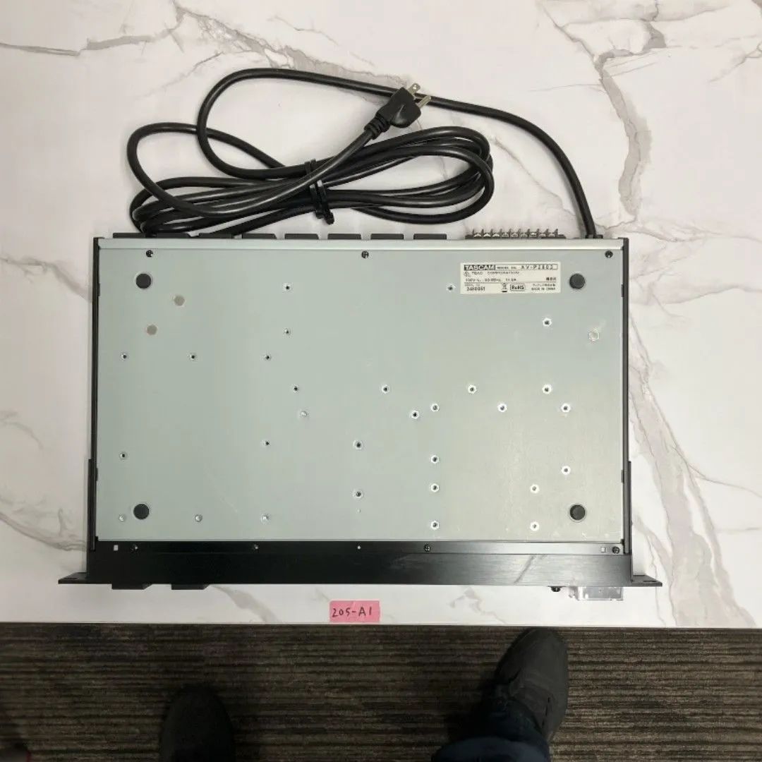 送料無料！】中古 TASCAM AV-P2803 パワーディストリビューター 3P